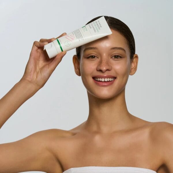 AXIS Y Sunday Morning Refreshing Cleansing Foam1.jpg