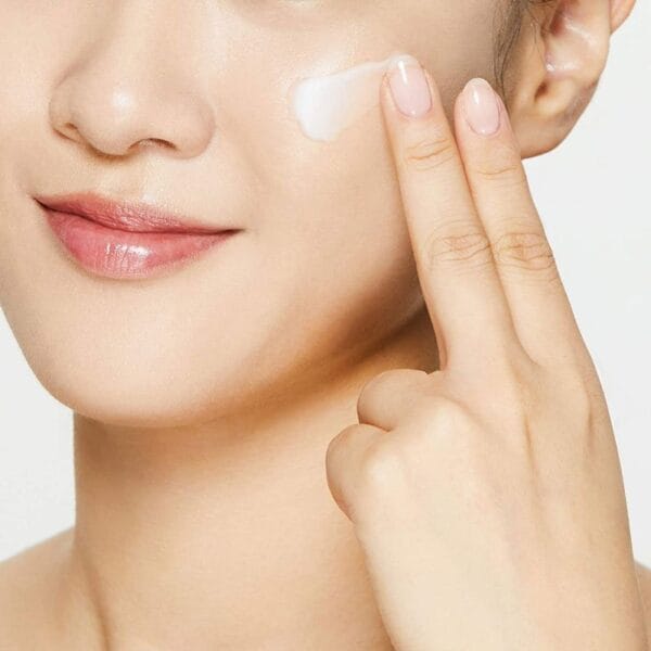COSRX Hyaluronic Acid Intensive Cream6.jpg