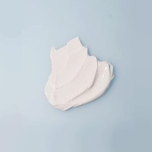 Isntree Hyaluronic Acid Natural Suncream SPF50 PA 3.jpg